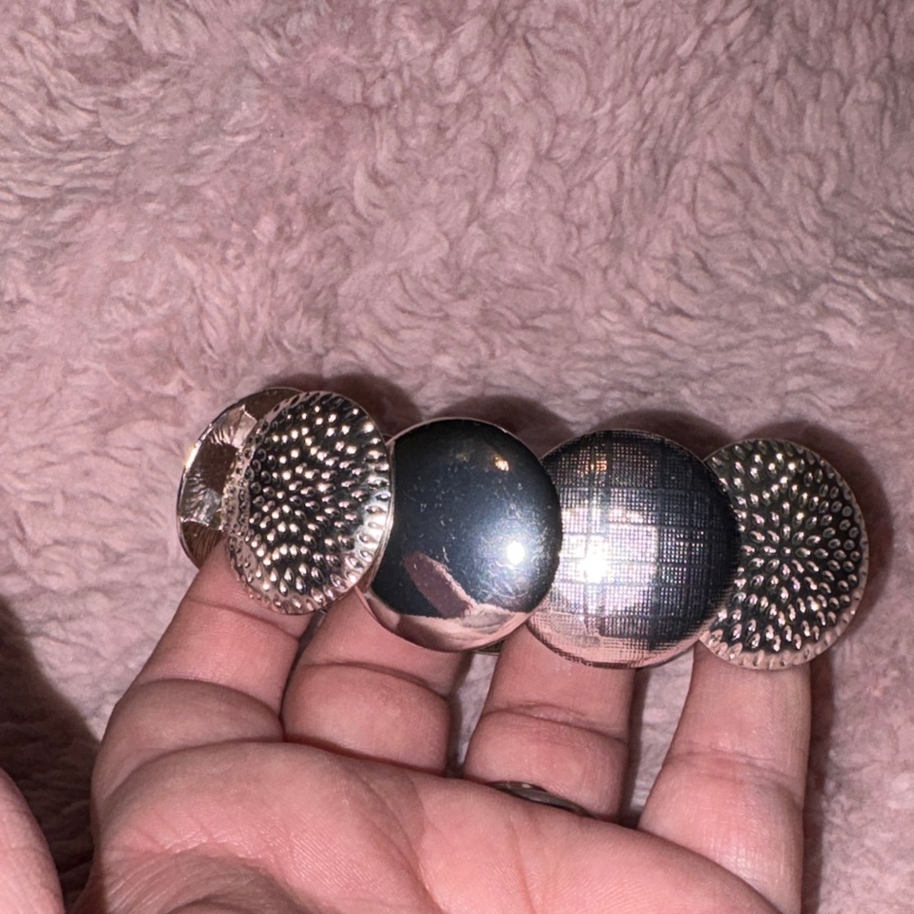 Chic Silver Women's Bracelet